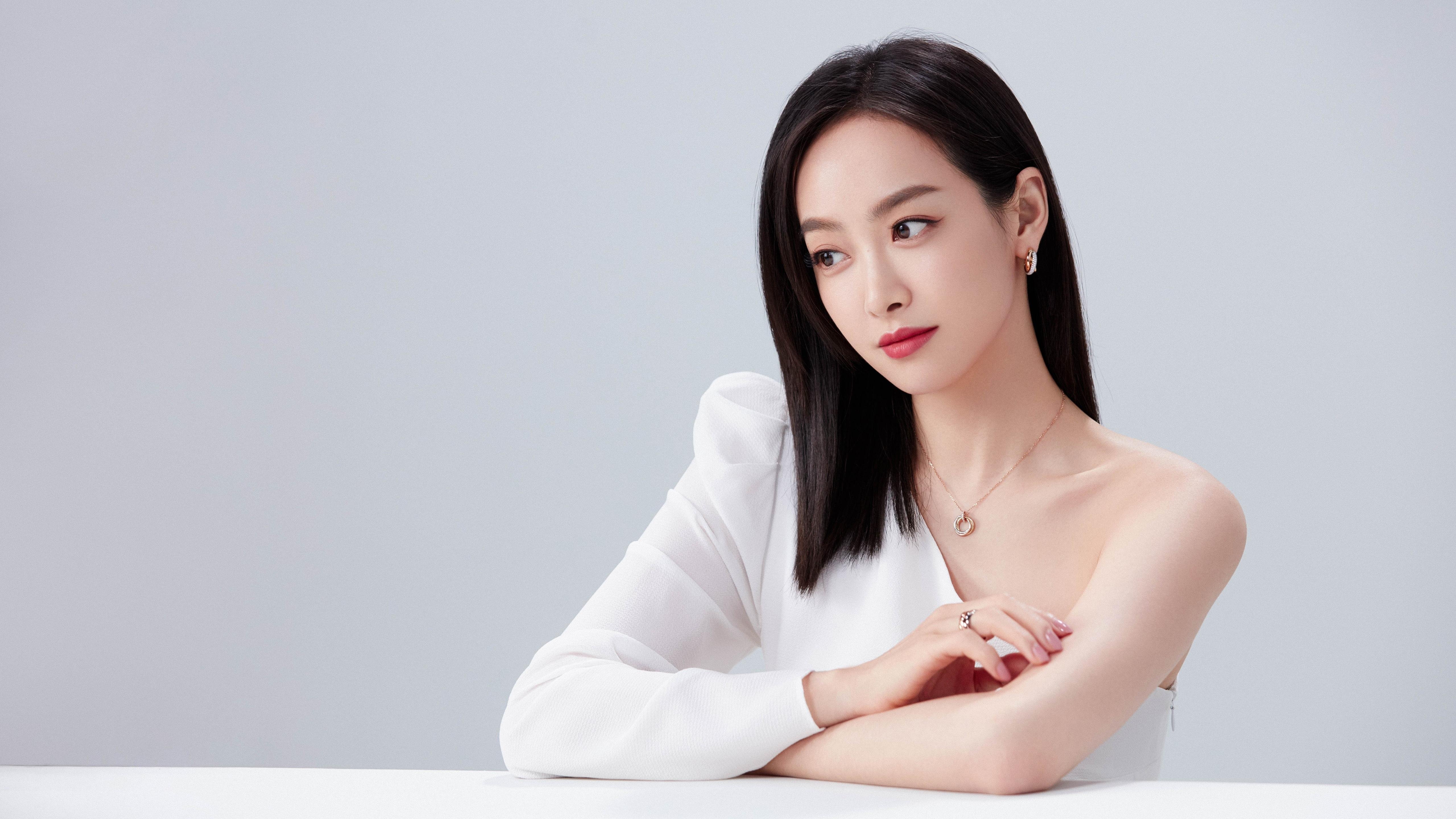 “英超赛季渐入佳境,豪门各显神通”,英超赛季前瞻